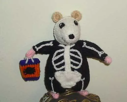 Five Halloween Knit Patterns