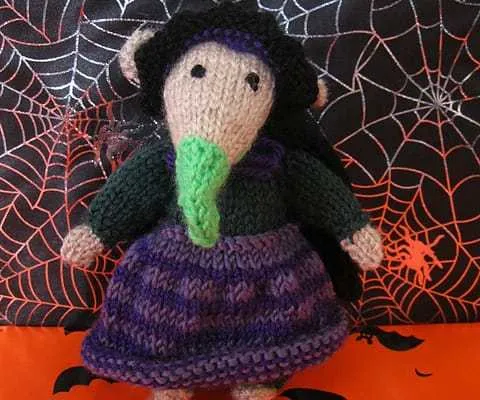 Five Halloween Knit Patterns