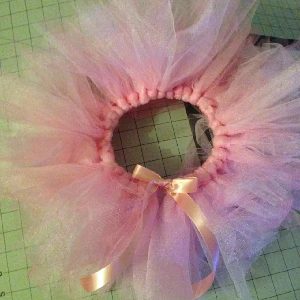 How to Make a No Sew Baby Tutu | Katie Crafts How to Make a No Sew Baby Tutu | Katie Crafts