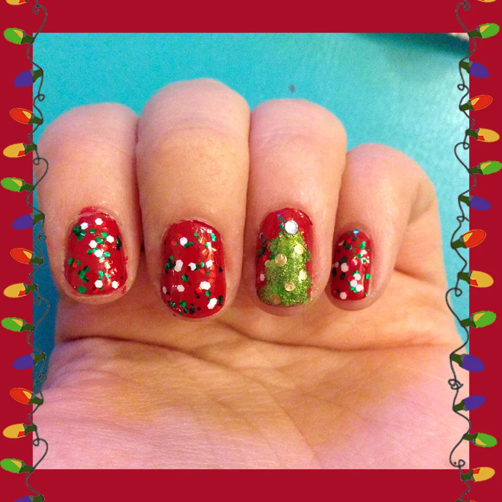 Christmas Nail Art Design for #ManicureMonday by