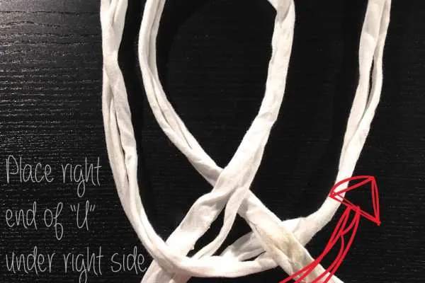 DIY Knotted Headband Tutorial by