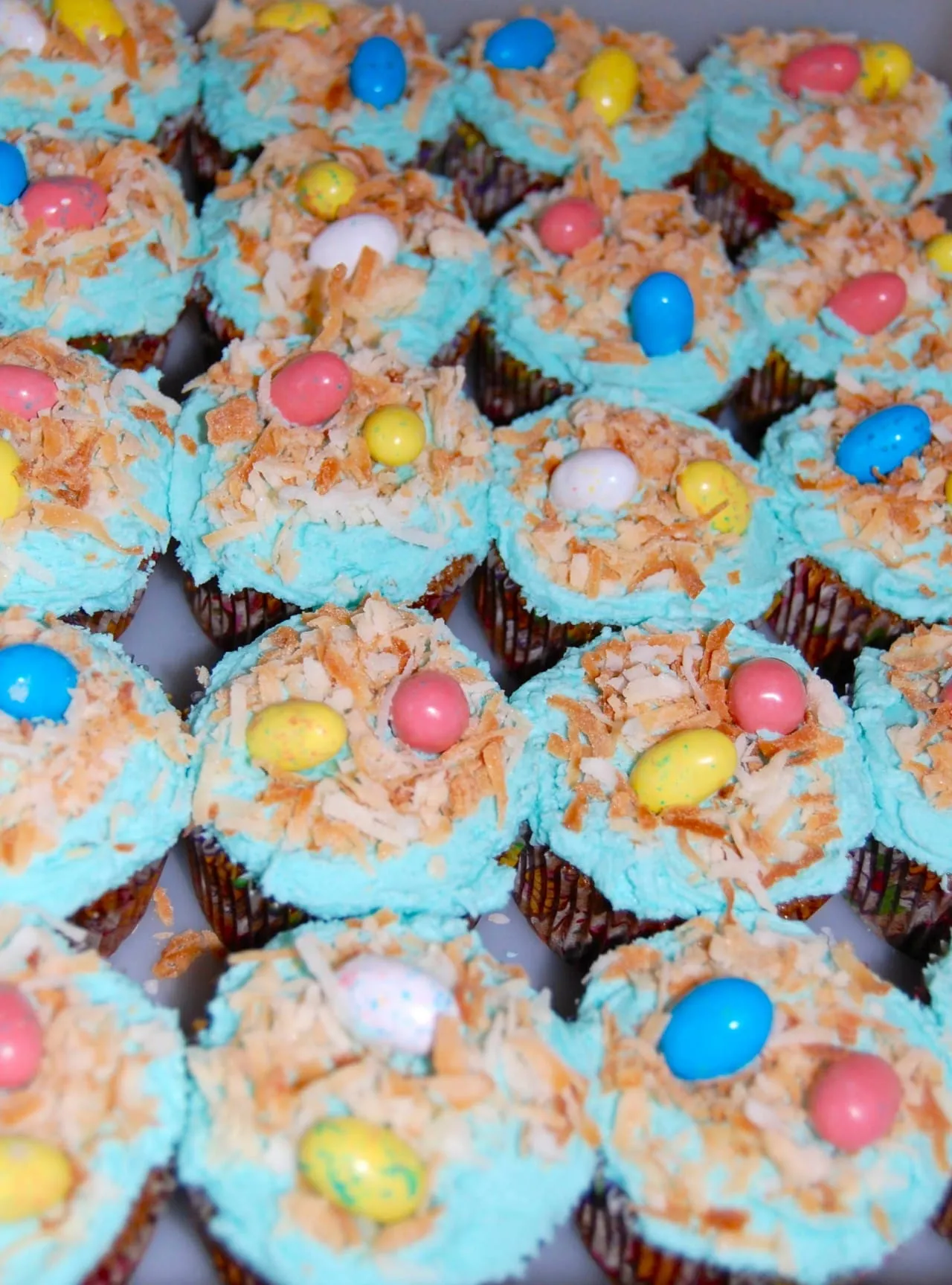Easter Recipe: Bird's Nest Cupcakes by