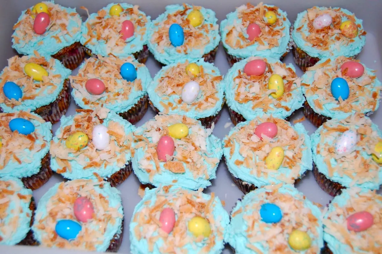 Easter Recipe: Bird's Nest Cupcakes by