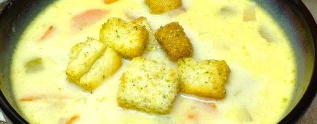 Slow-Cooker Beer and Cheese Chowder