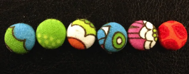 DIY Decorative Thumb Tacks by