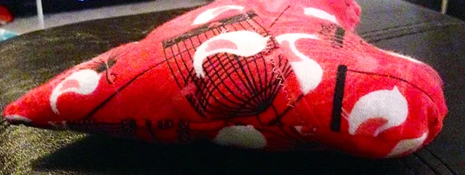 Heart Pillow with Pocket Tutorial for Valentine's Day by