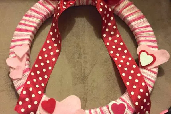 DIY Valentine's Wreath Tutorial by