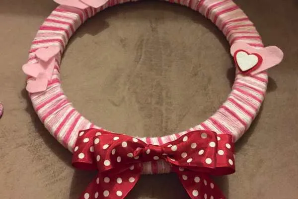 DIY Valentine's Wreath Tutorial by