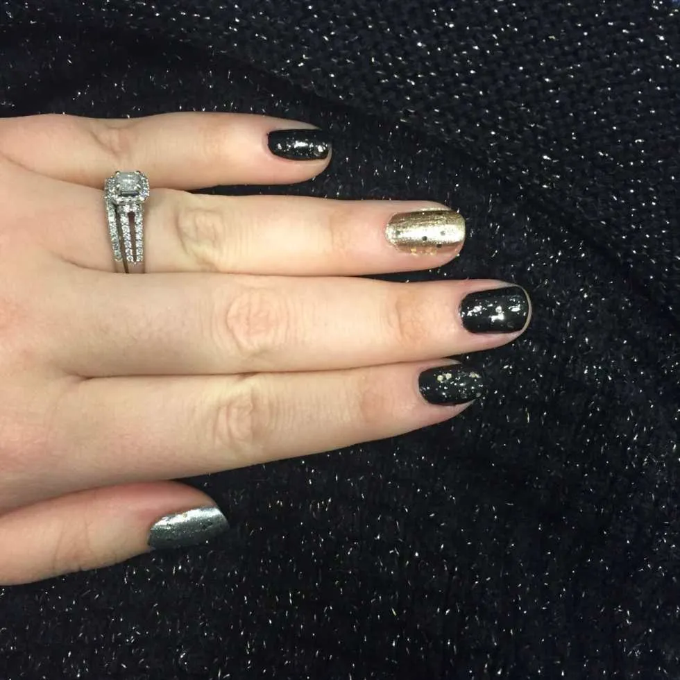 Last Minute New Year's Eve Nail Art Tutorial