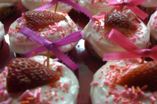 Strawberry Daiquiri Cupcake Recipe by