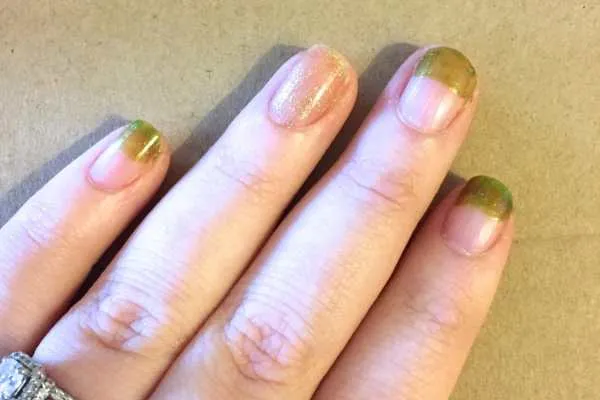 St. Patrick's Day Nail Art: Plaid & Shamrocks Design by