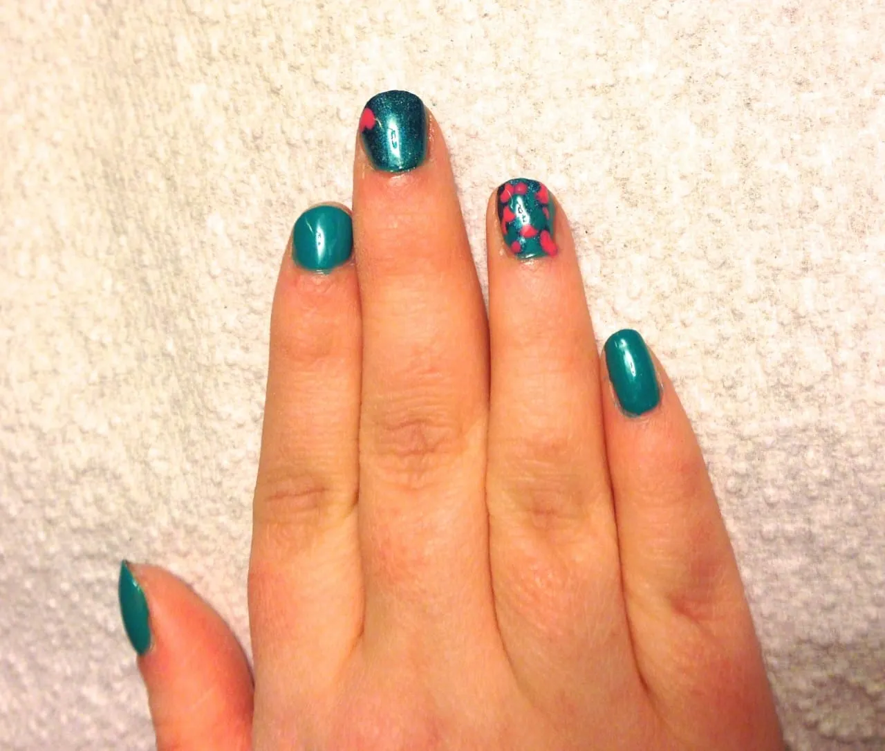 Nail Art: 80s Dance Party by