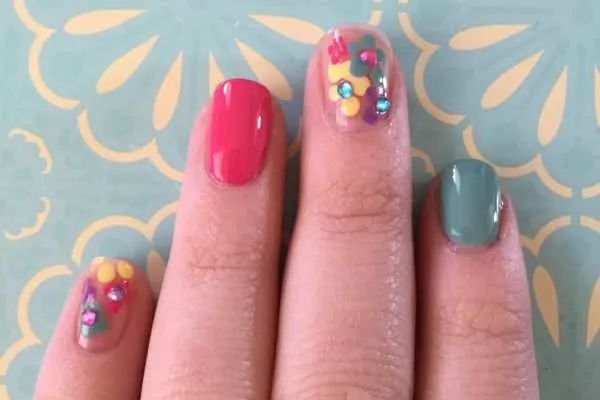 Spring Flowers Nail Art Tutorial by
