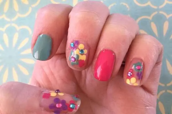 Spring Flowers Nail Art Tutorial by