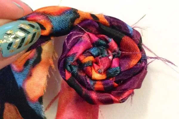 DIY Shabby Chic Rosettes Tutorial