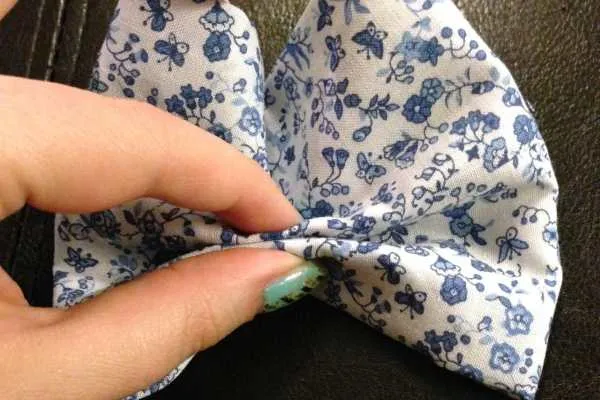 How To Sew A Hair Bow Tutorial by