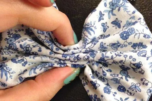 How To Sew A Hair Bow Tutorial by
