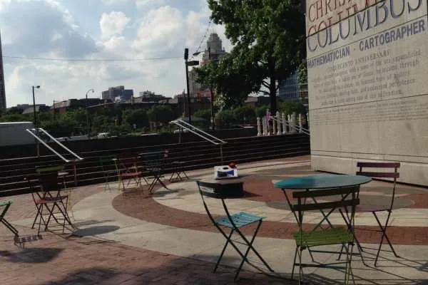 Spruce Street Harbor Park
