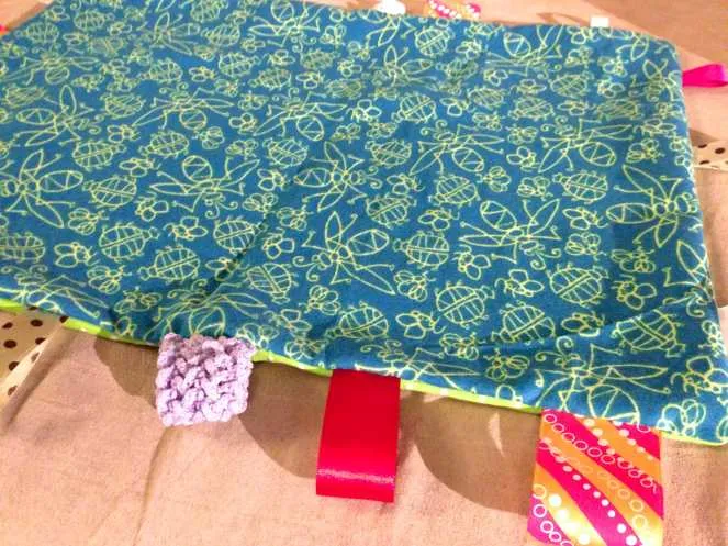 DIY Baby Play Mat with Tags Tutorial