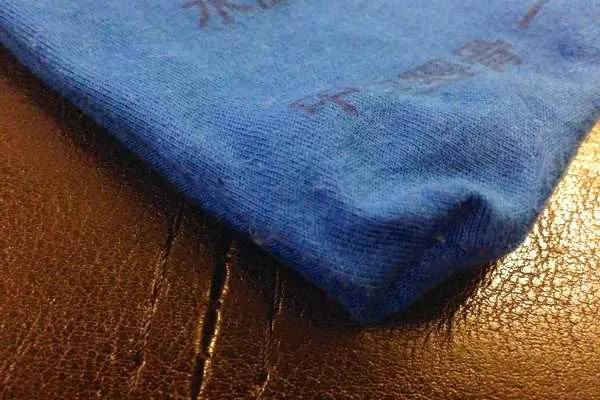 How To Turn Your T-Shirt In To A Pillow Tutorial