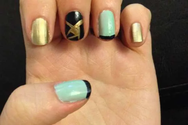 Nail Art Design: Navy, Mint & Gold bynavy-mint-gold-nails-slice
