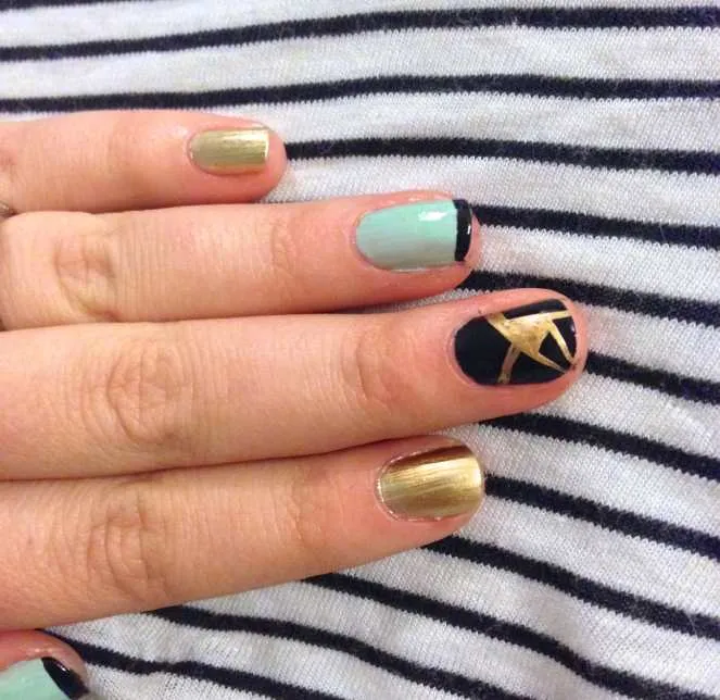 Nail Art Design: Navy, Mint & Gold bynavy-mint-gold-nails-slice