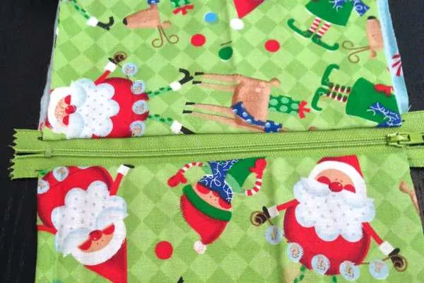 Third Day of Christmas: DIY Mini Makeup Bag Tutorial by