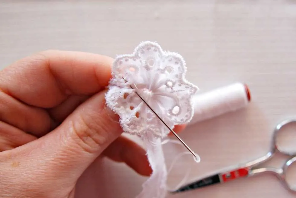 Valentine's Day Rosette Ring Tutorial by Me and Mama Creations