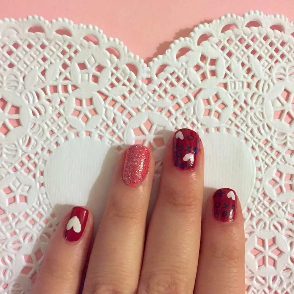 XOXO Valentine's Nail Art Design by
