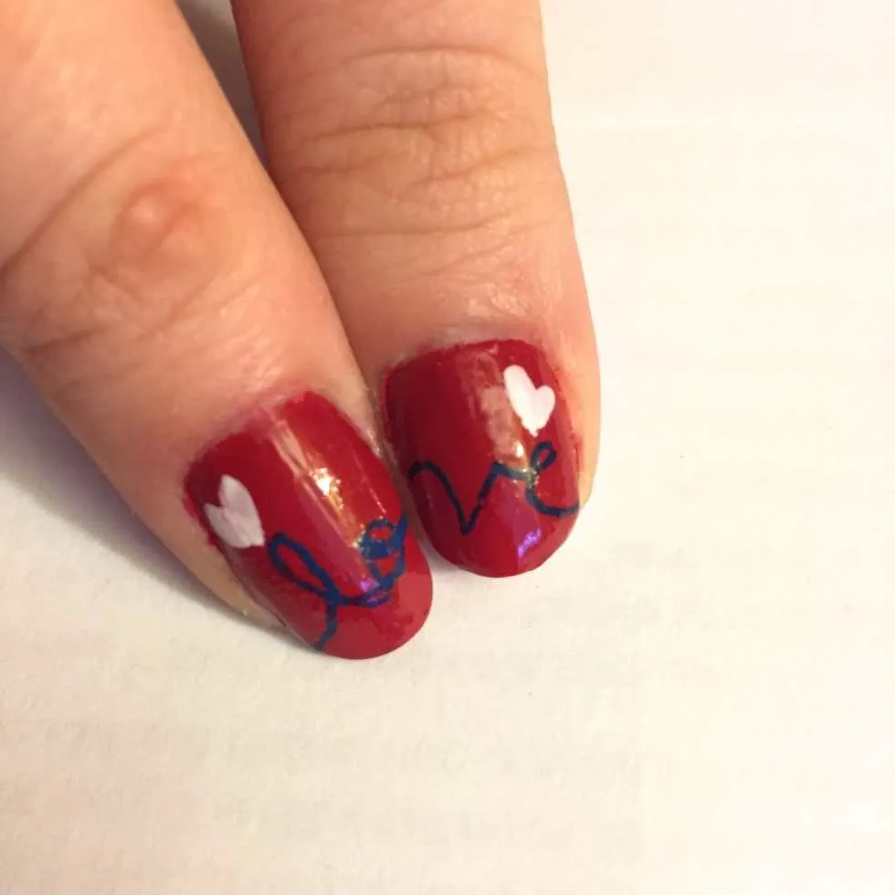 XOXO Valentine's Nail Art Design by