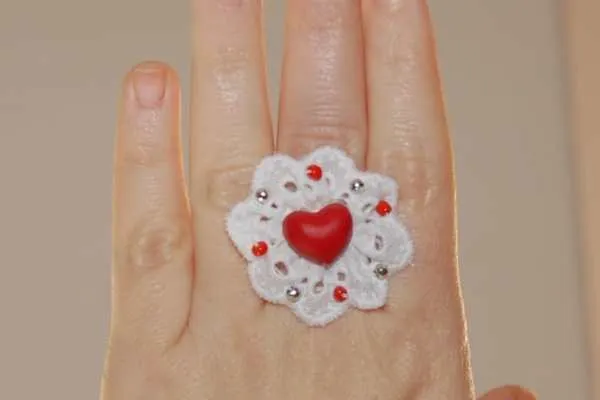 Valentine's Day Rosette Ring Tutorial by Me and Mama Creations