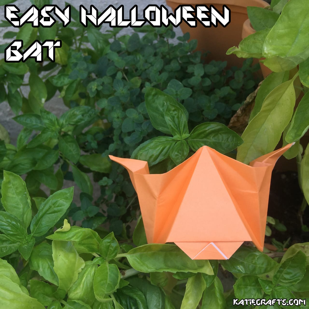 Origami Halloween Bat Tutorial on Katie Crafts https://www.katiecrafts.com